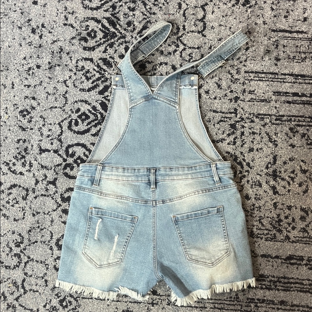 SET OF TWO! Venus deep v long sleeve top Size 4 RED and Denim overalls size 4 - Picture 9 of 9